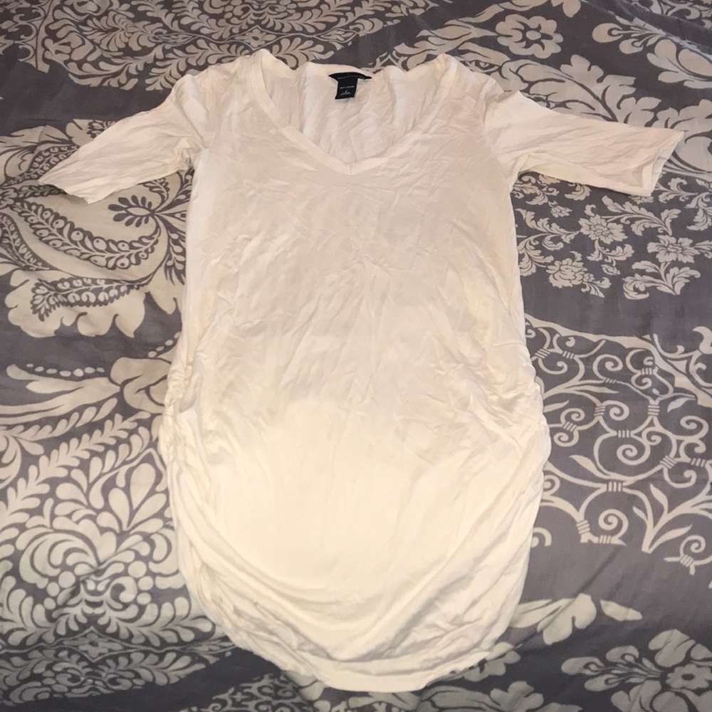 Cute VS v-neck quarter length cream/ivory tunic